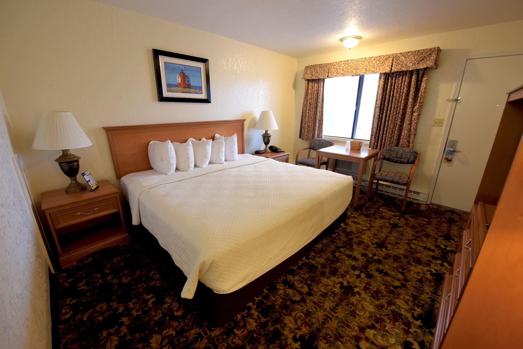Motel Days By Wyndham Mackinaw - Lakeview Mackinaw City