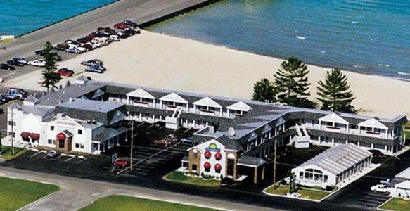 Motel Days By Wyndham Mackinaw - Lakeview Mackinaw City