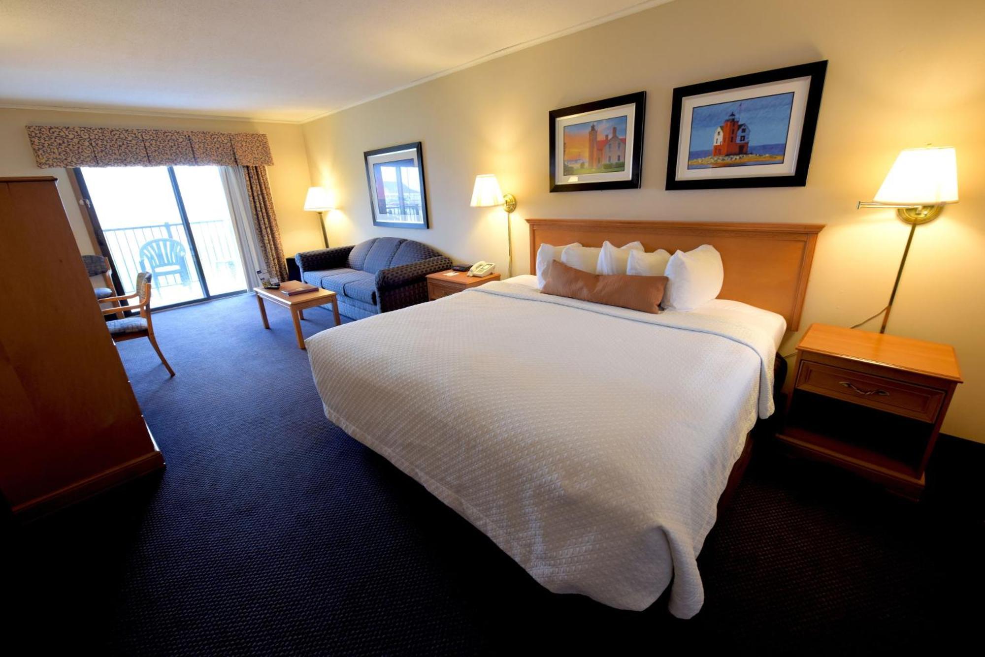Motel Days By Wyndham Mackinaw - Lakeview